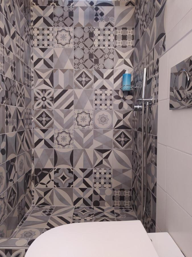 Mentoras' Complex Apartman Emborió Kültér fotó